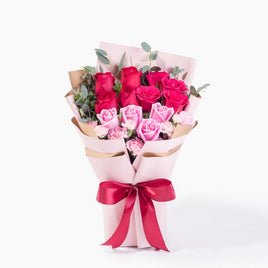 Bouquet of Red and Pink Roses
